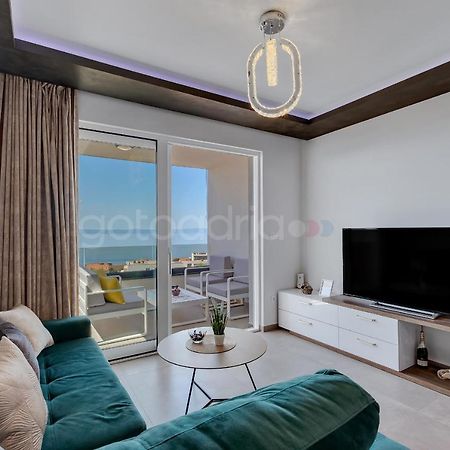 Luxury Seaview Apt Luki - Free Parking Makarska Kültér fotó