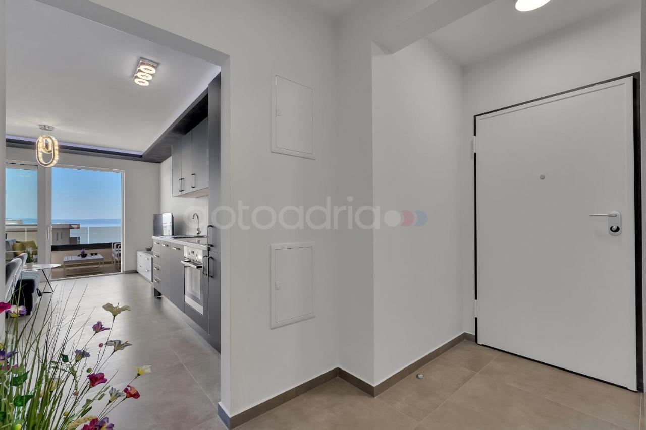 Luxury Seaview Apt Luki - Free Parking Makarska Kültér fotó